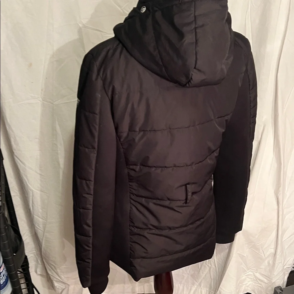 Guess Women's Black Puffer Jacket - Picture 7 of 15